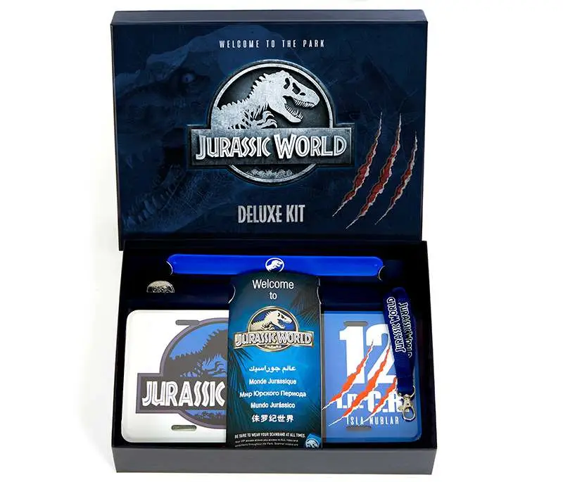 jurassic world deluxe kit