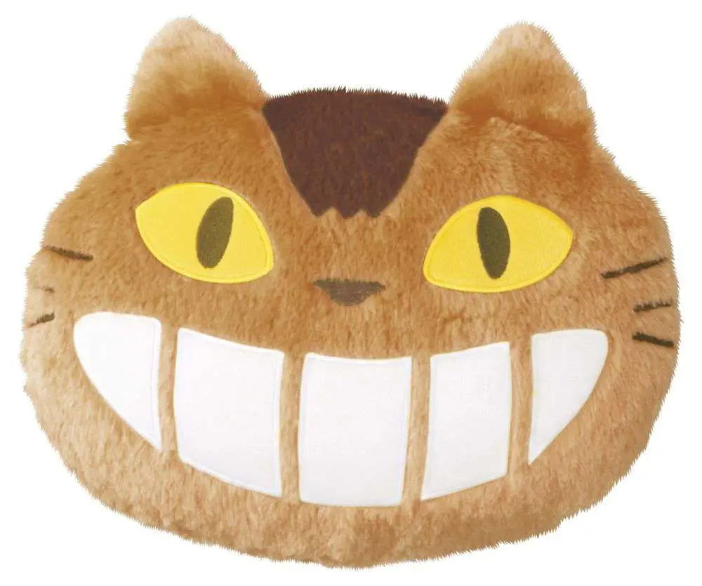 totoro chatbus pillow