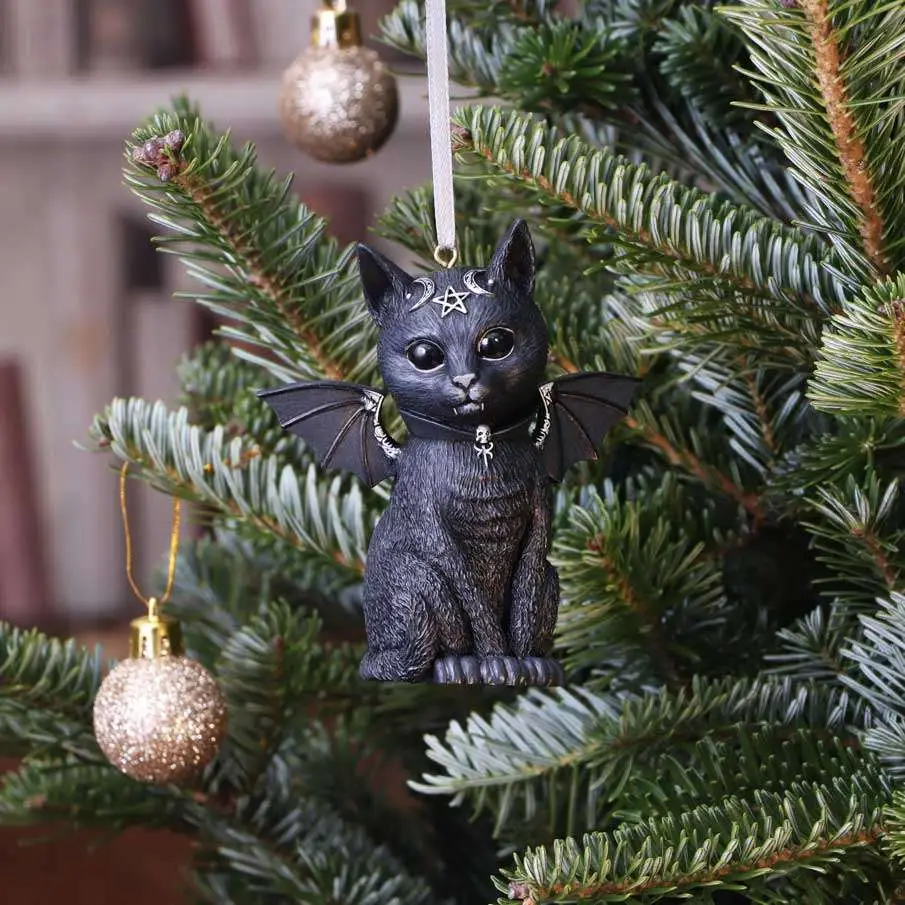 malpuss hanging ornament