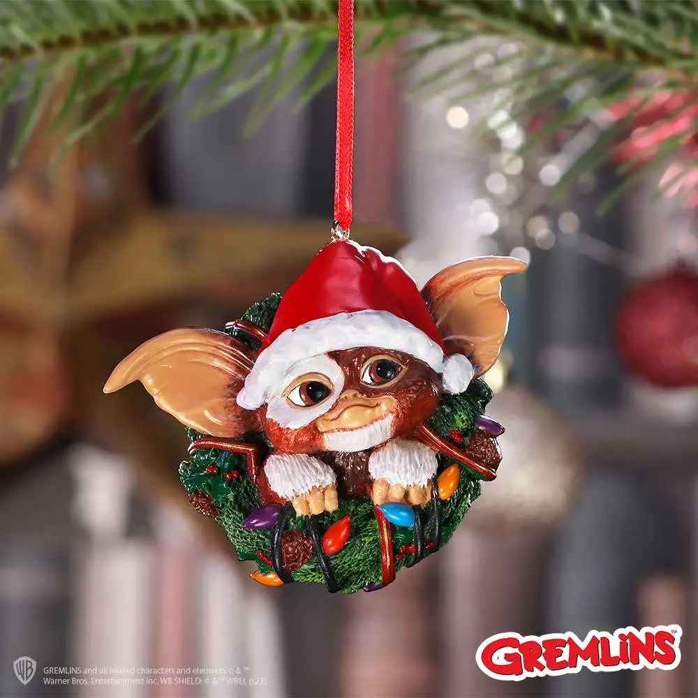 gremlins gizmo in wreath hanging ornament