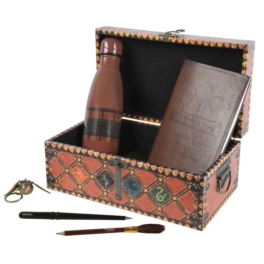 harry potter quidditch trunk gift set