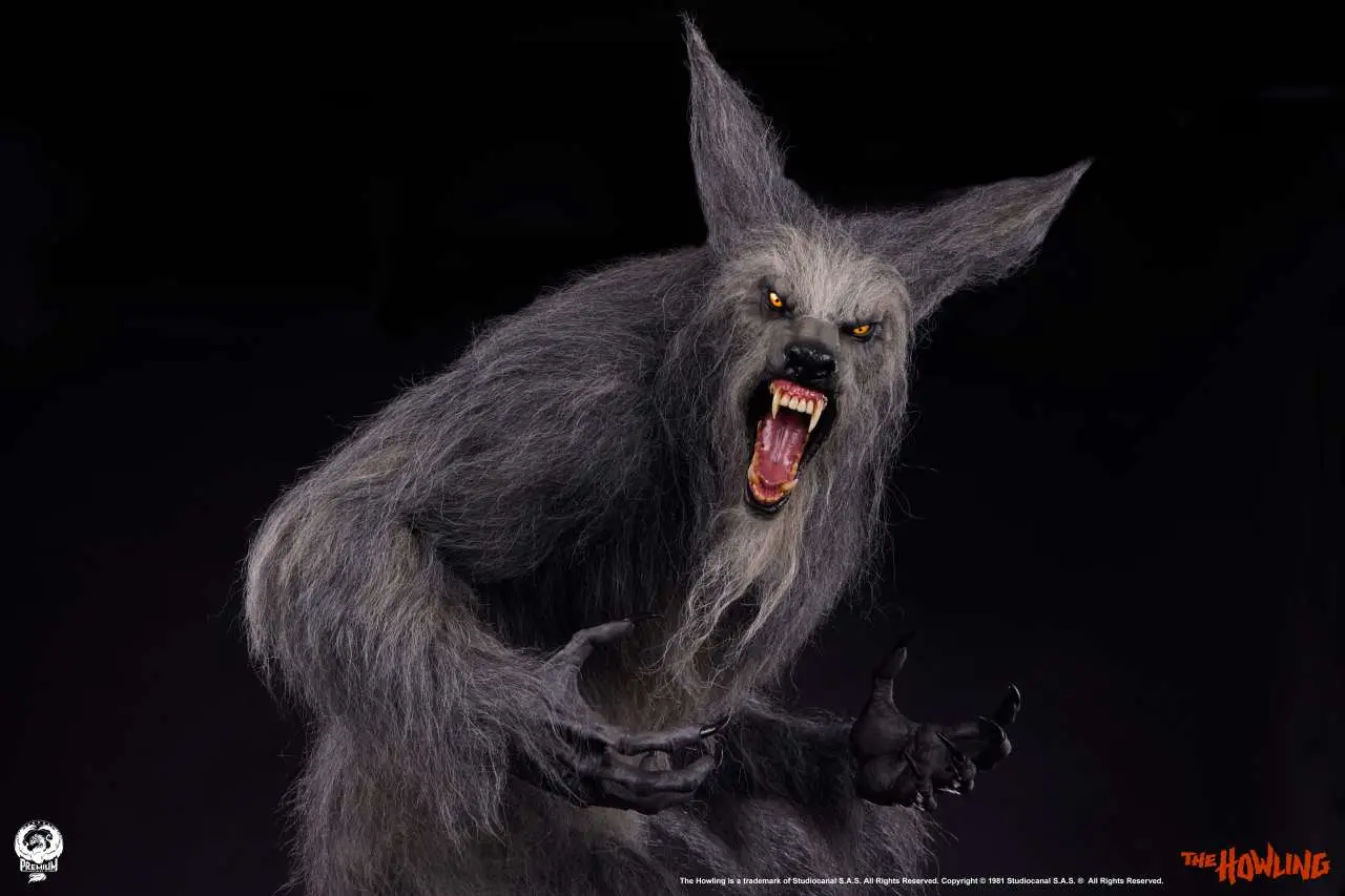 the howling 1:3 statue