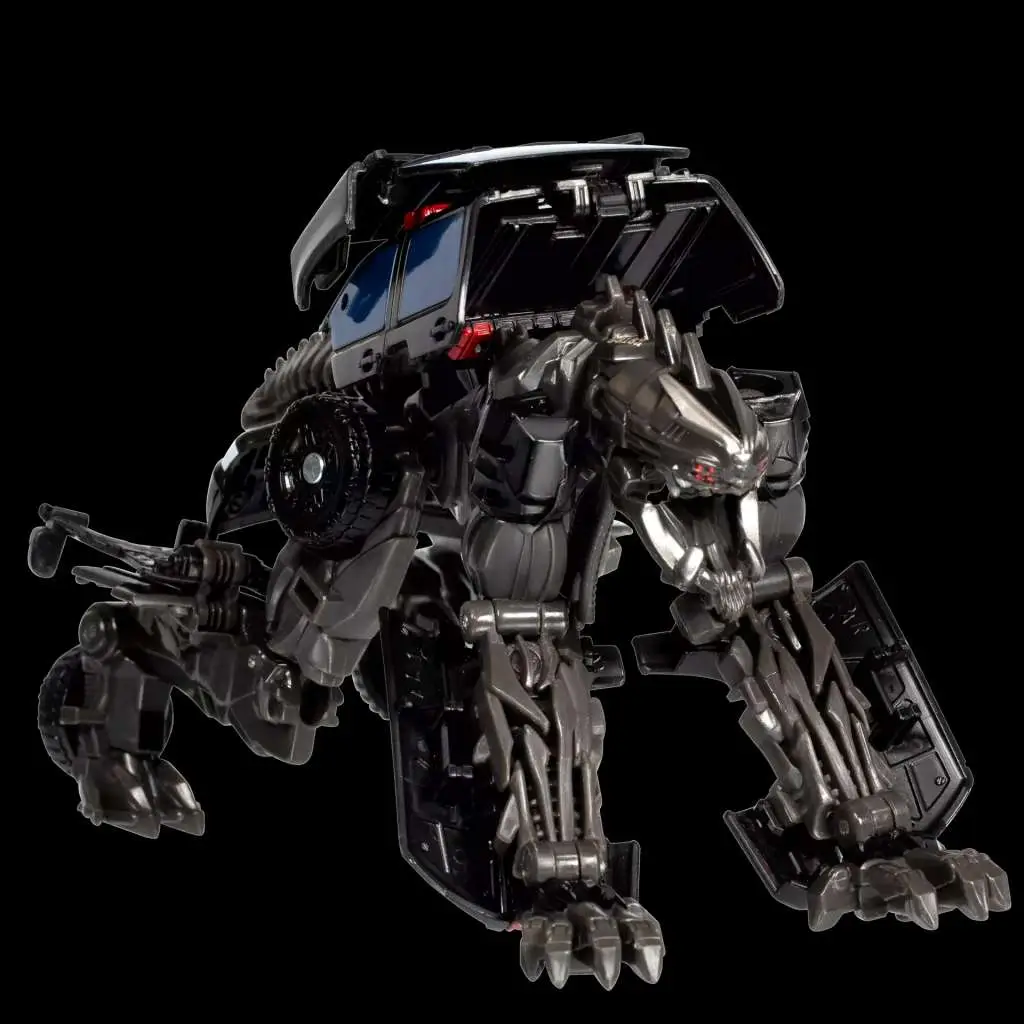 transformers studio series dark of the moon decepticon hatchet action figure