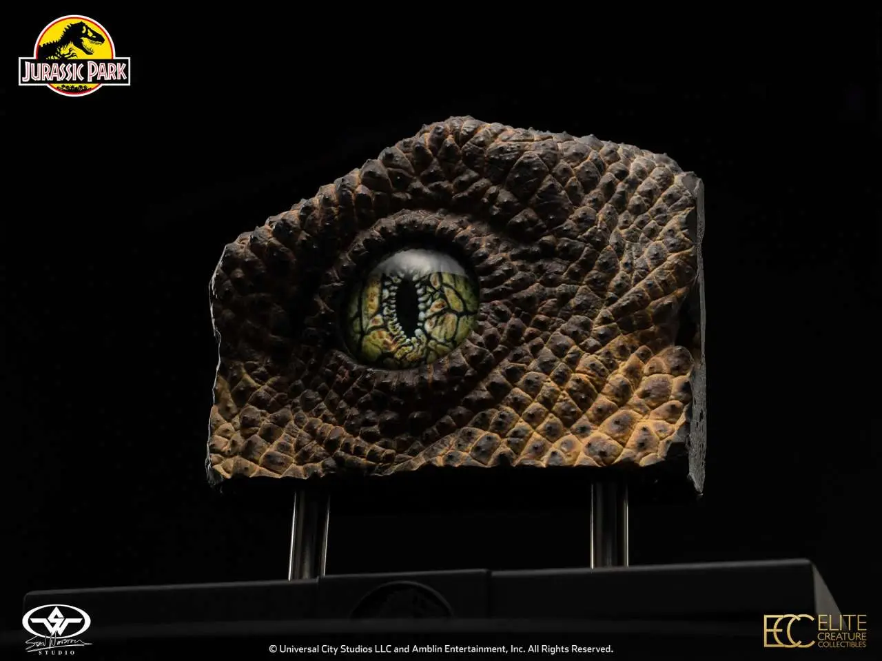 jurassic park screen-used velociraptor eye reproduction