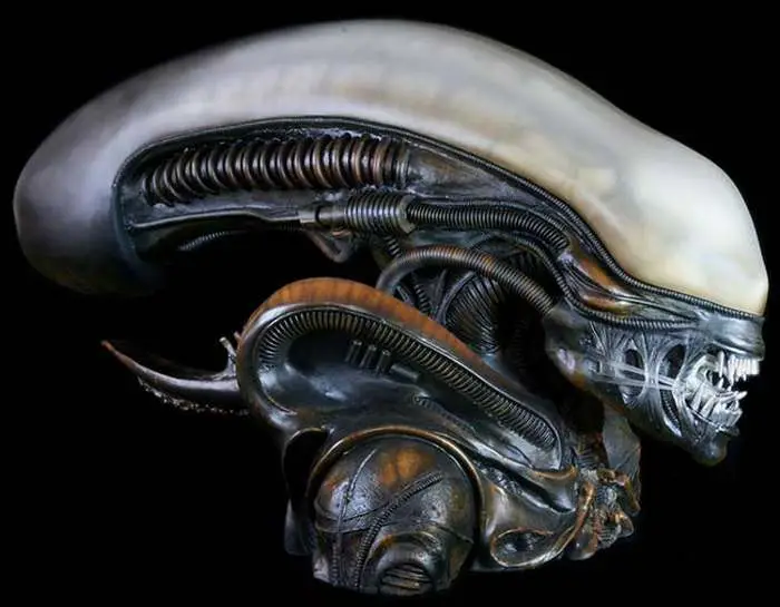alien lifesize bust