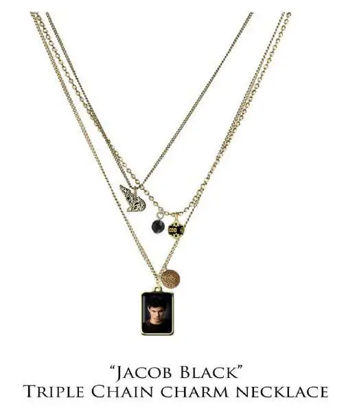 twilight new moon -tripl charm neck jacb
