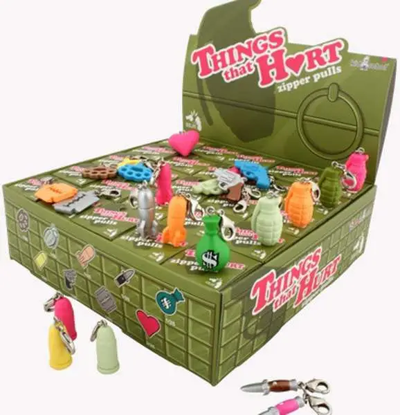 things that hurt weapon zip puls box (25